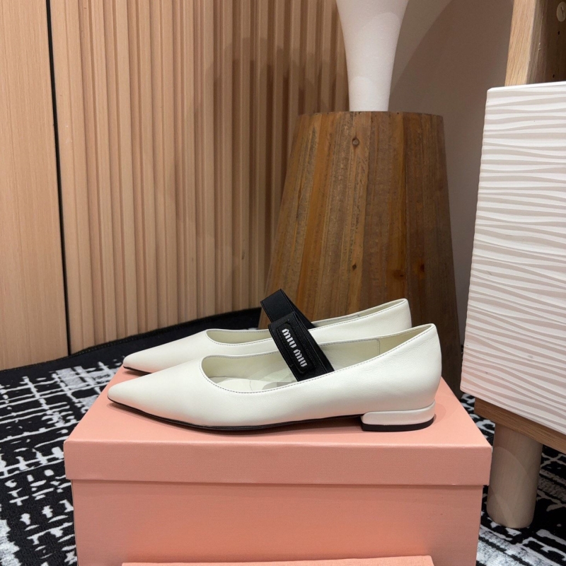 Miu Miu flat shoes